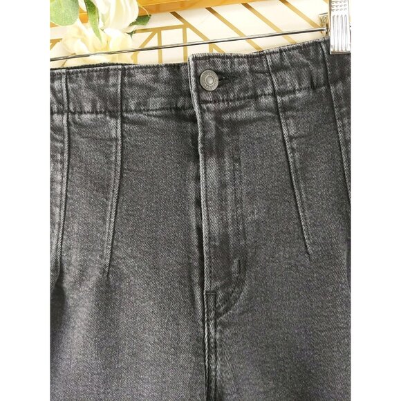 LEVI'S Women's Black High Waisted Taper Jeans Pockets Zip Fly Size 25 READ - Picture 8 of 9